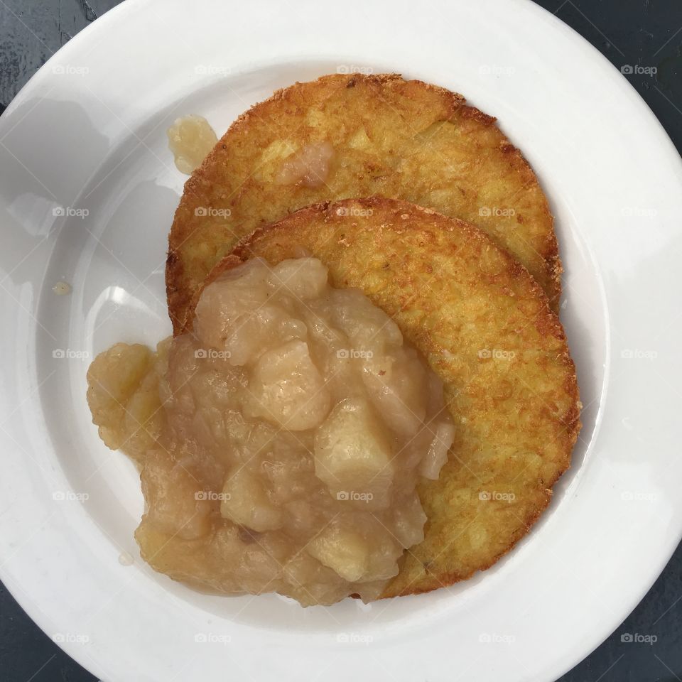 Potato pancakes with apples