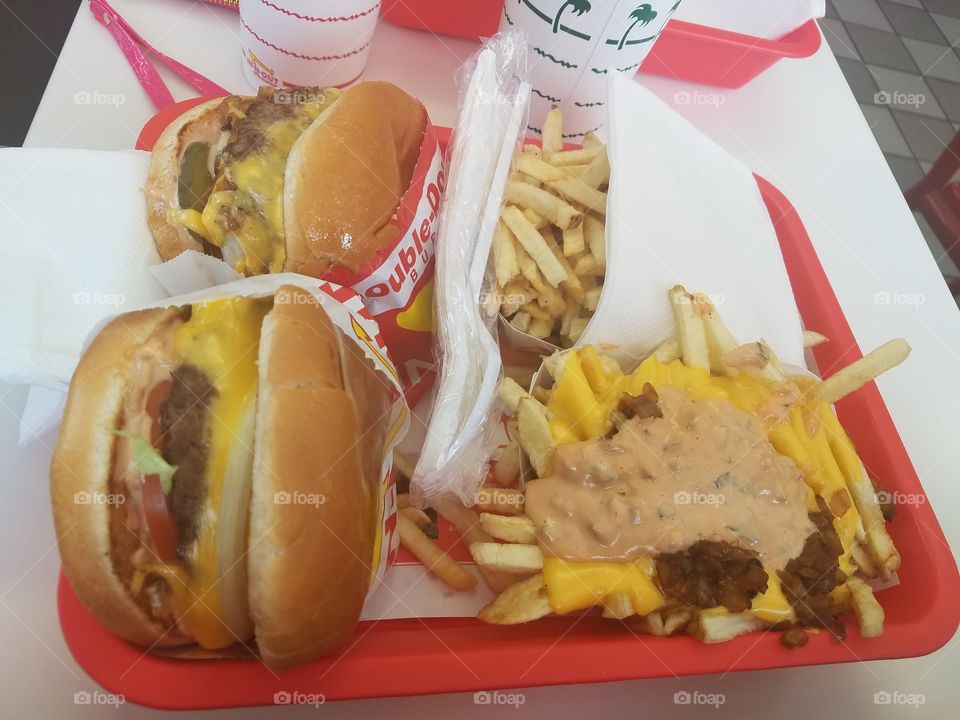 in and out burger on vacation