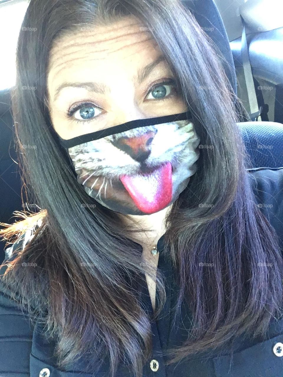 Selfie of me in a cat mask 😷