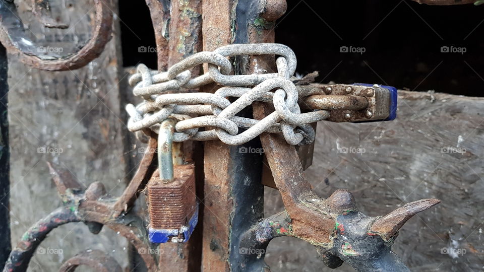rusty padlock and chain