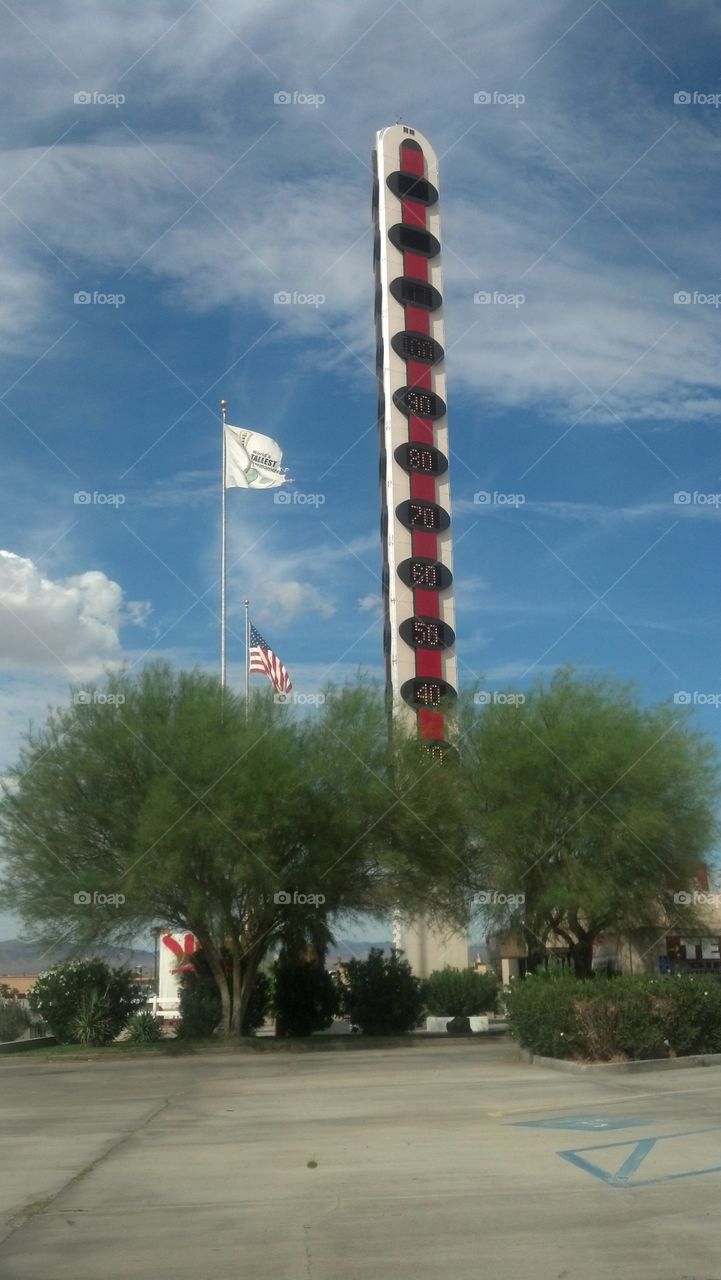 largest thermometer
