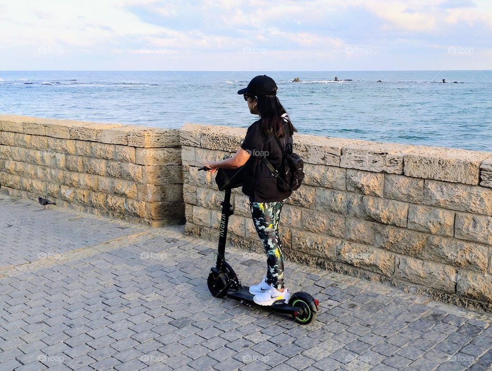 Scooter 🛴 Seafront 🛴 Outdoor 🛴