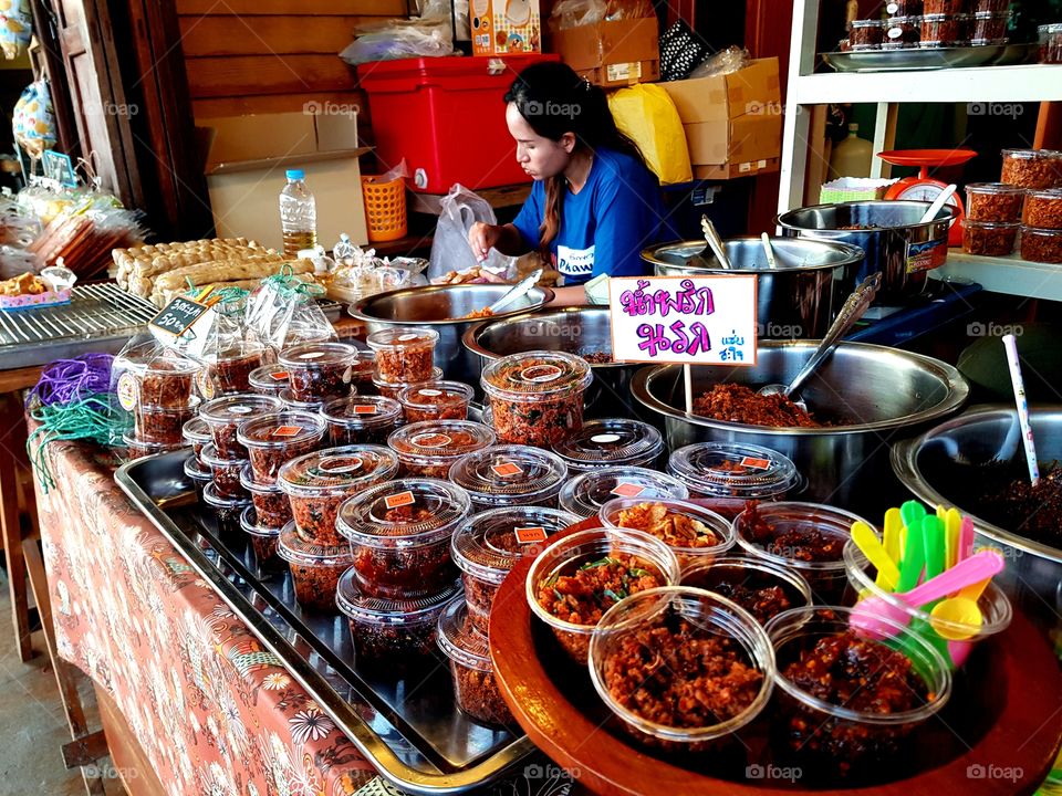 Amphawa Floating Market