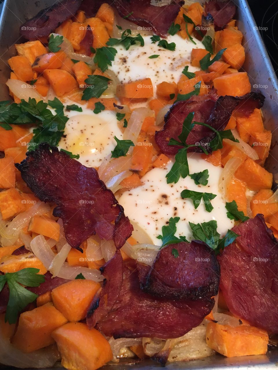 Baked Eggs & Sweet Potato with Turkey Bacon