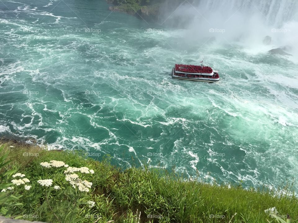 Niagara Falls boat tour