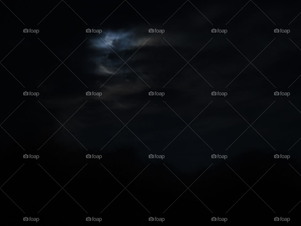 peek a 👢. This is a picture of the moon 🌚 hiding. 👣 🚶 🏃 🔥 💨