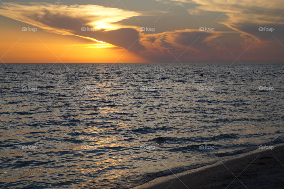 Закат на Азовском море. Должанская коса