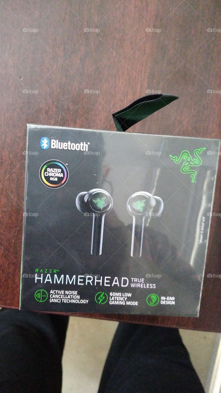 RAZER EAR BUDS
