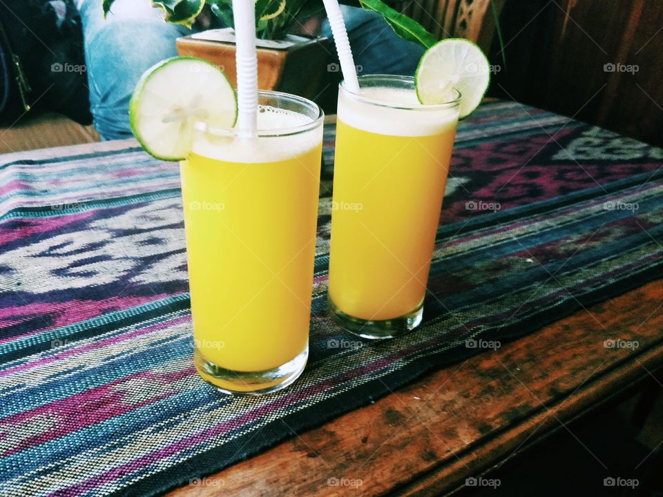 Orange 🍊 juice is an mandatory drink at summer season of vacations to been a hydrated and healthy living.