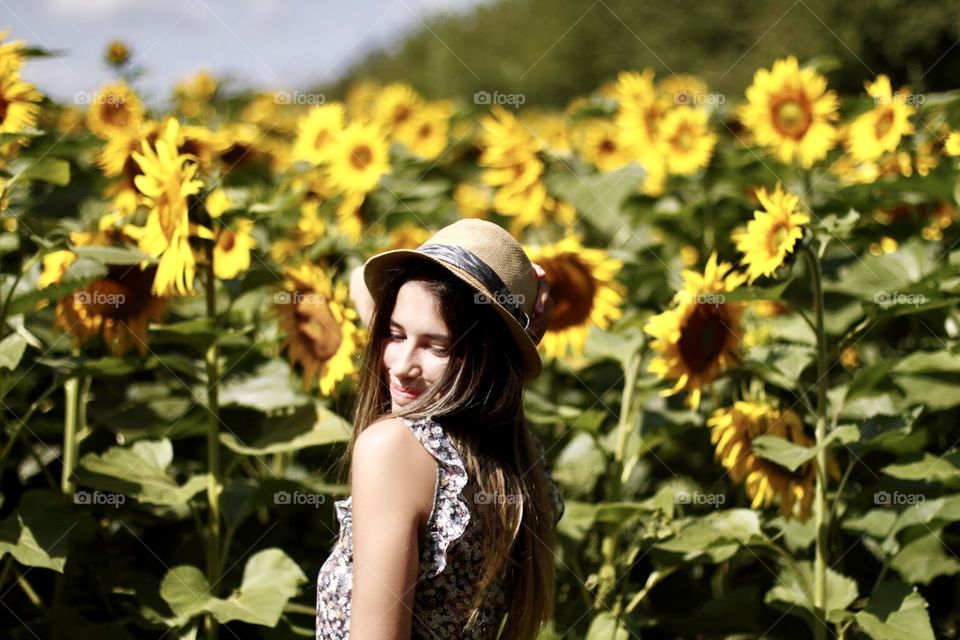 girl with sunflowers