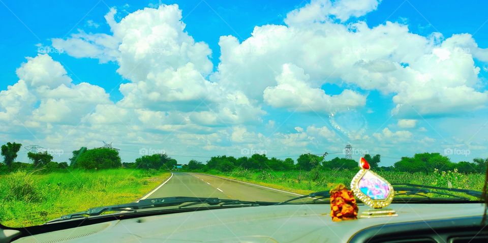 On a long drive being mesmerized and ogling the rare view of Rajasthan in front of me contemplating for long i finally adjuged this must be the Bride side party moving in sync to the venue😂. Promised myself to be like Nature always surprising gluing