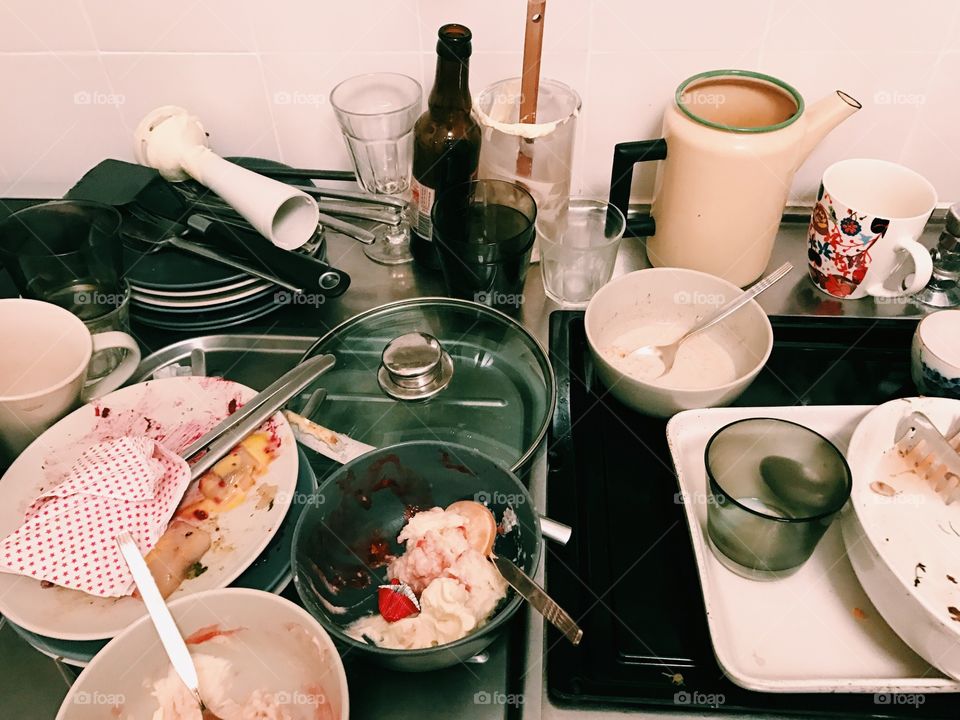 Dirty dishes after a party 