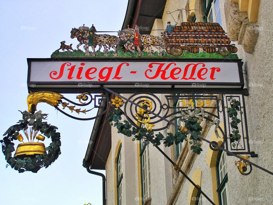 salzburg skylt sign travel by spikerbagger