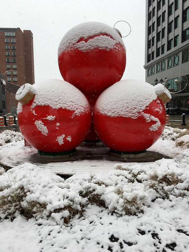 Giant Christmas Ornaments