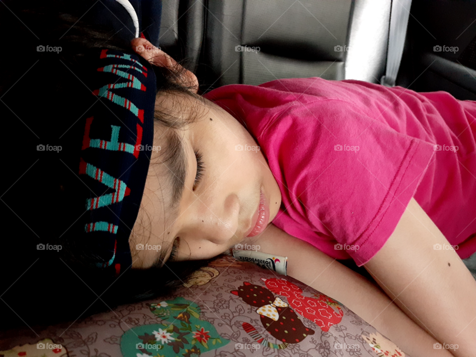 true portrait, no filter, true photos