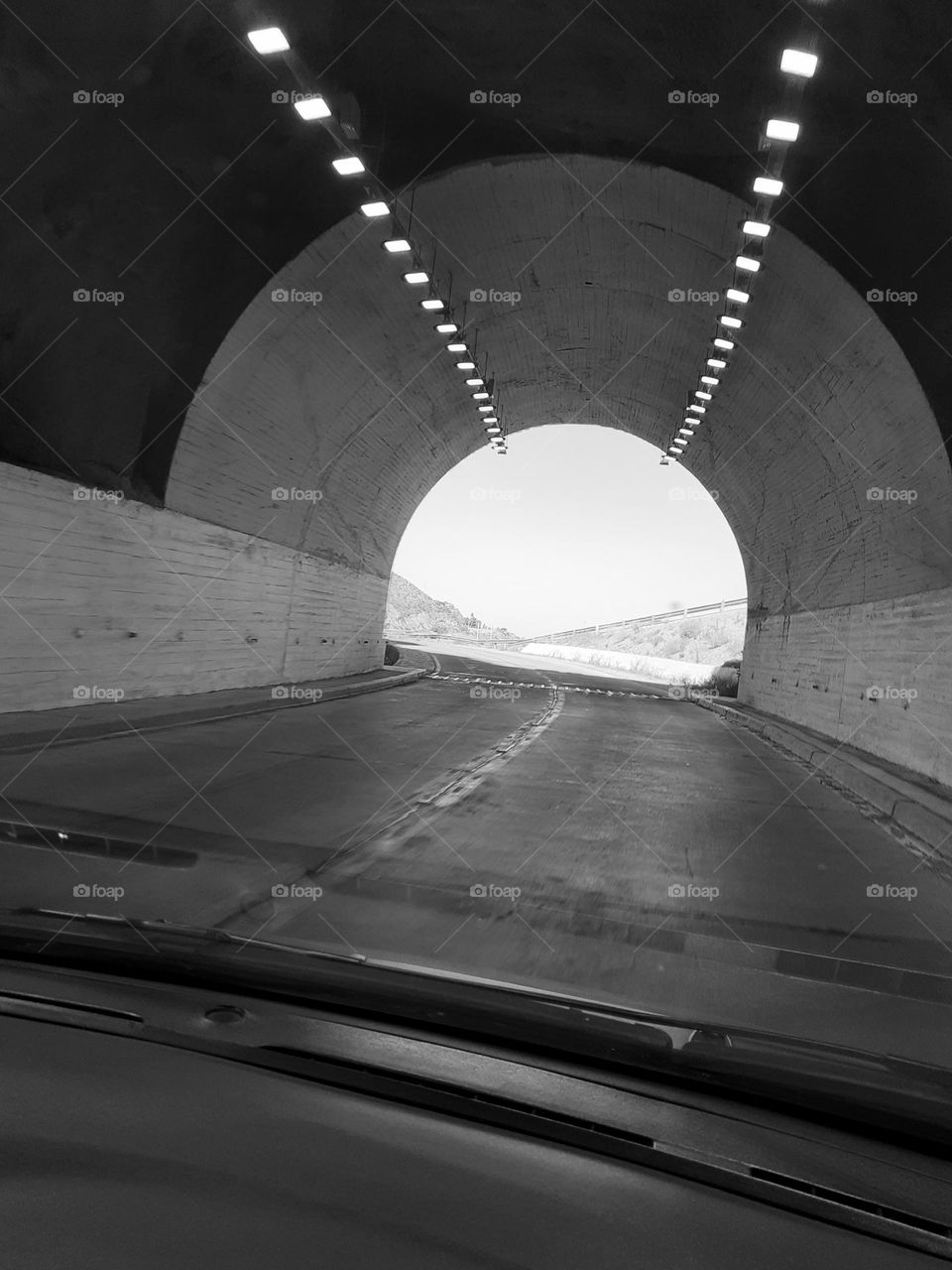 saliendo del túnel hacia la luz del día