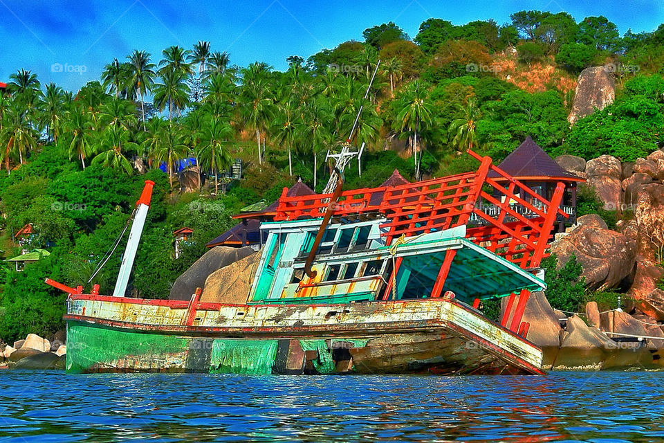 Old ship in ko tao island