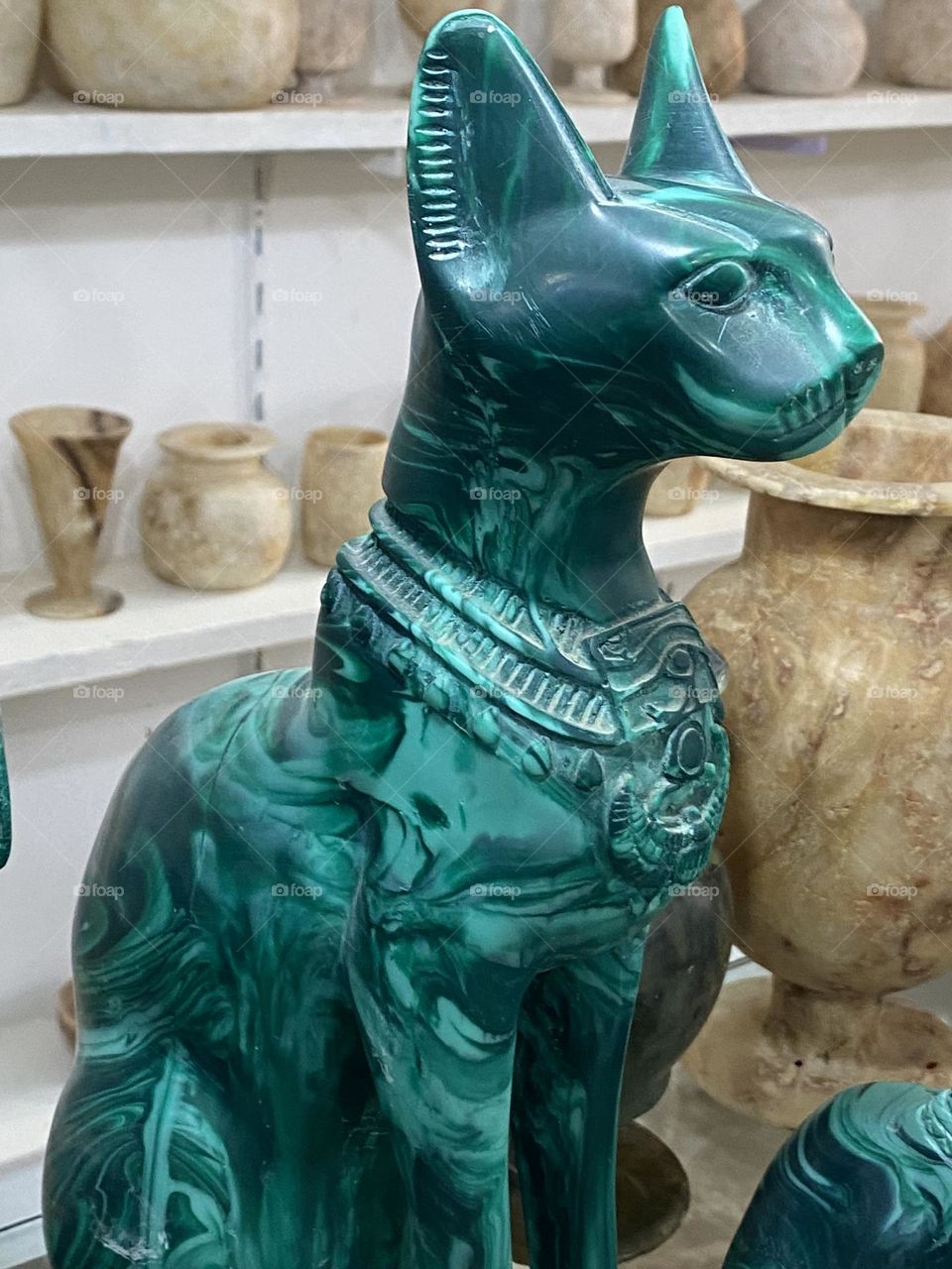 Cat statue 