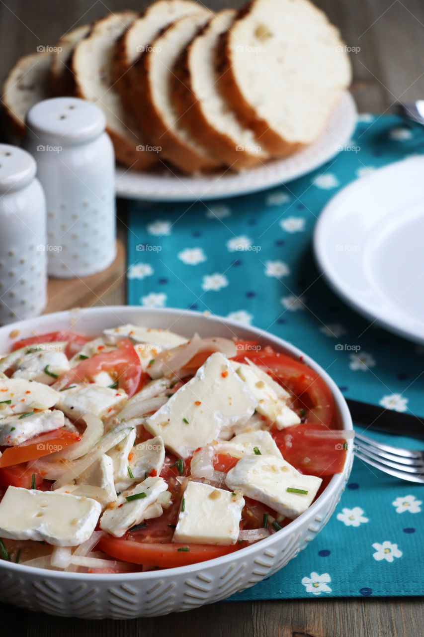 Tomatoe Cheese Salad and Herb Bread