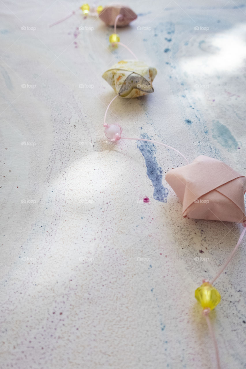 Marbled paper star wreath