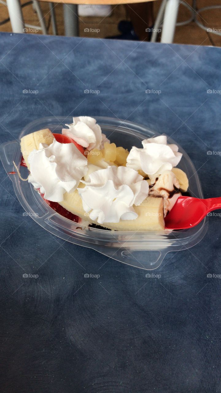Banana split