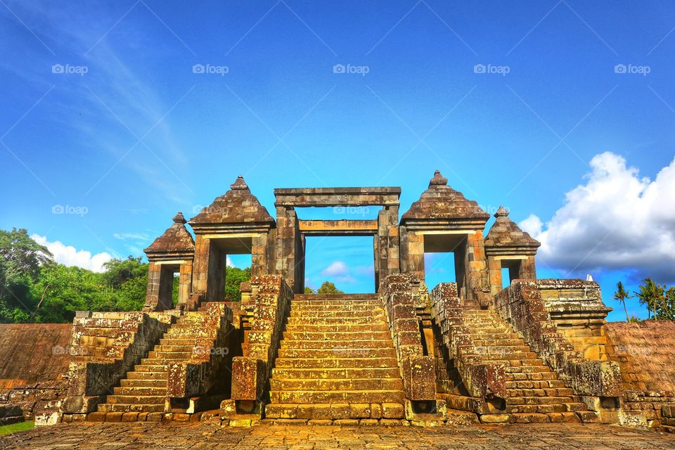 Small retouched to the previously uploaded photo of the front gate of archaelogical site of ratu boko palace
