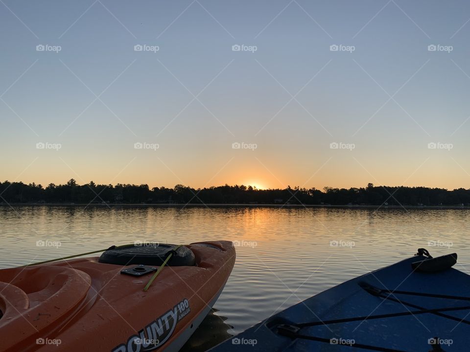 Kayaking Sunrise on the Lake
