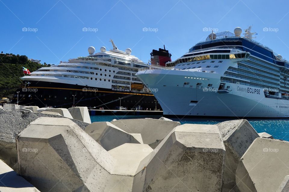 Cruise ships in the port 