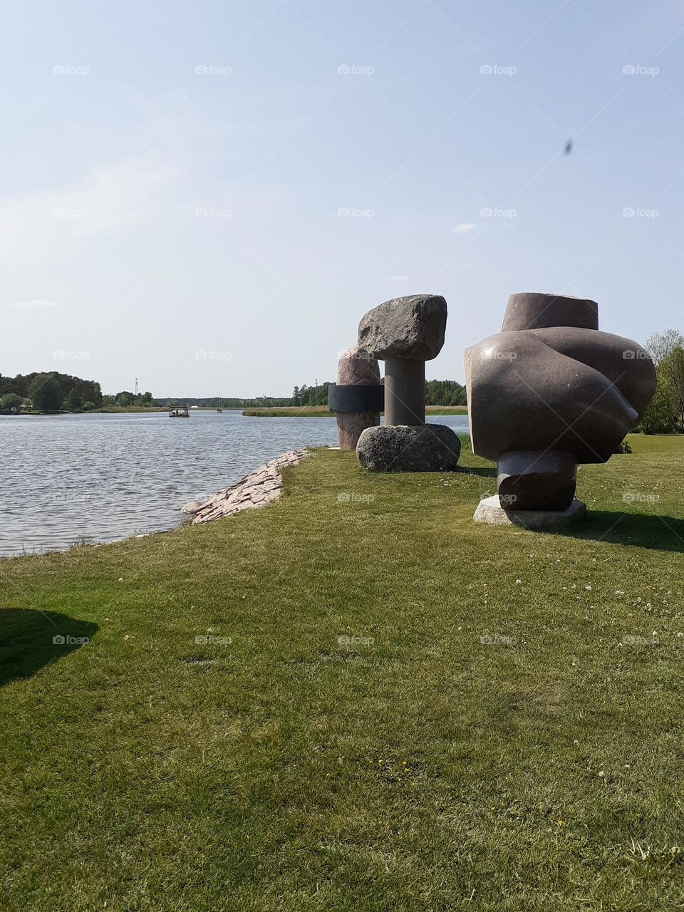 Парк каменных скульптур, Рига, Вакарбулли