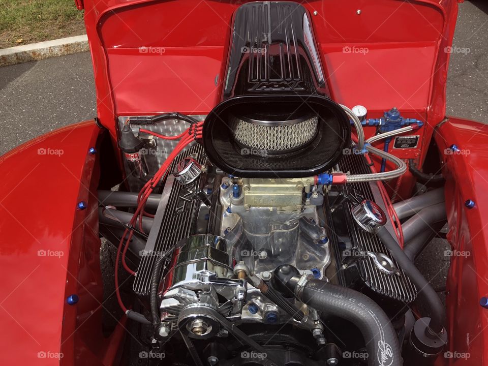 Really big classic car engine