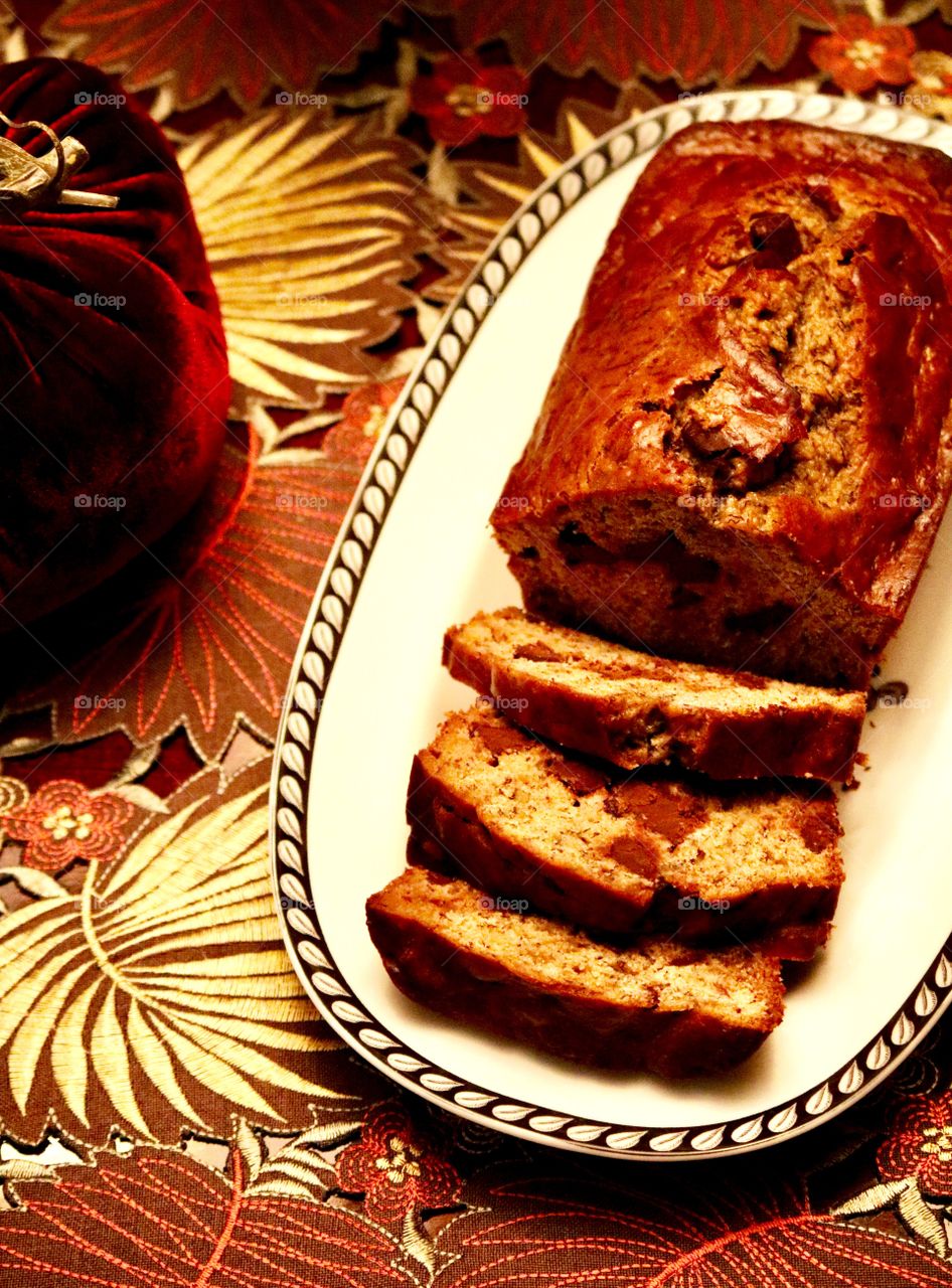 Banana bread with chocolate chunks 