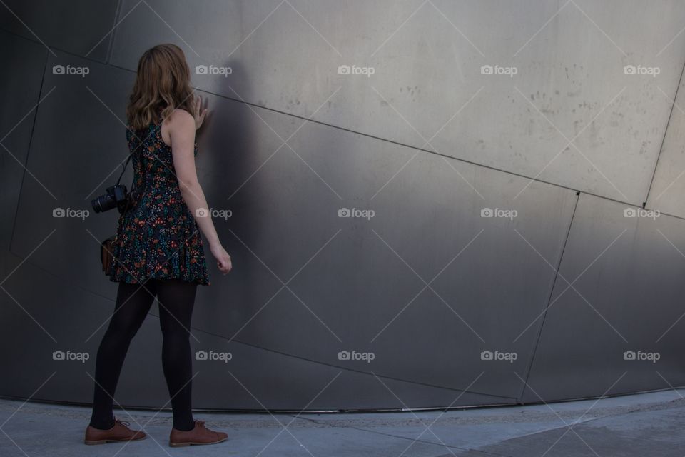 Reflecting at the Walt Disney concert hall 