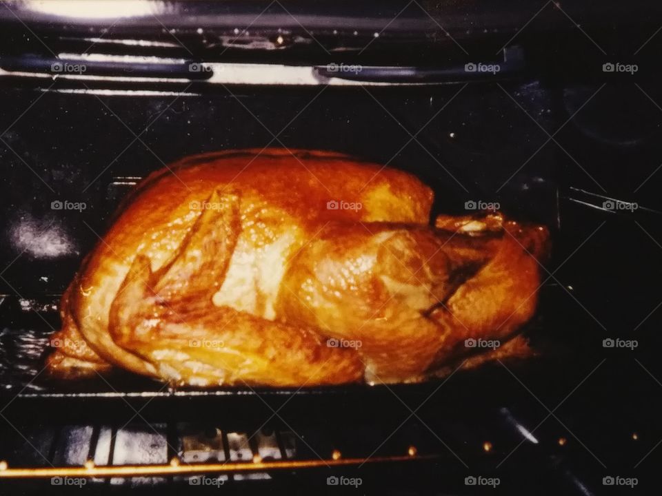 Delicious looking turkey cooked and ready to eat.