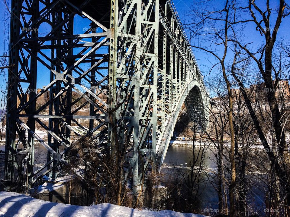 Henry Hudson bridge 