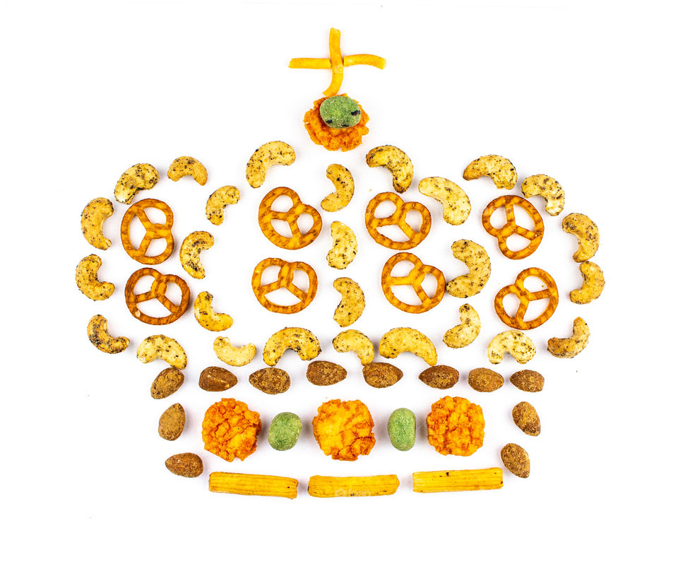 crown of nuts