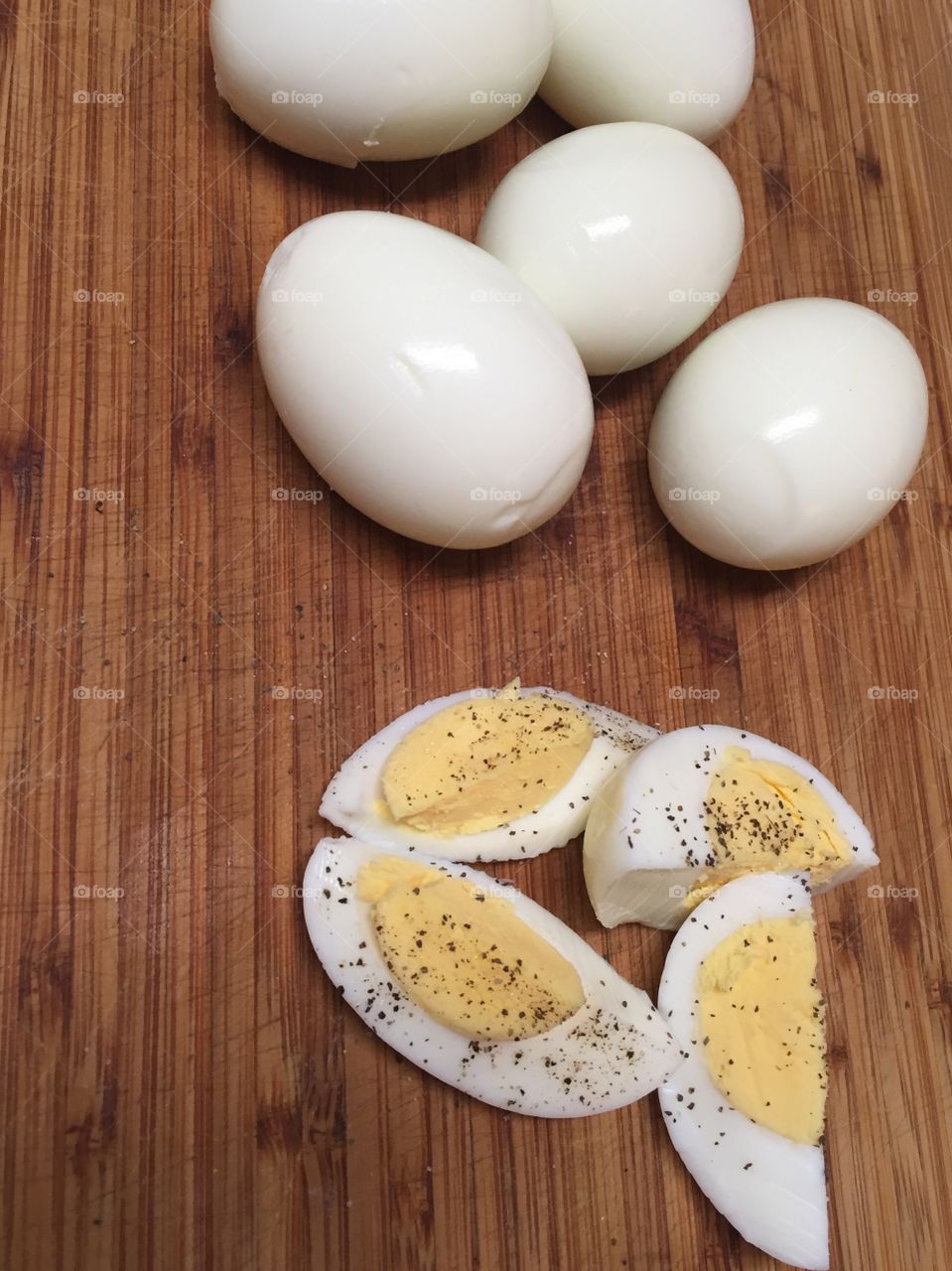 Boiled eggs and pepper 