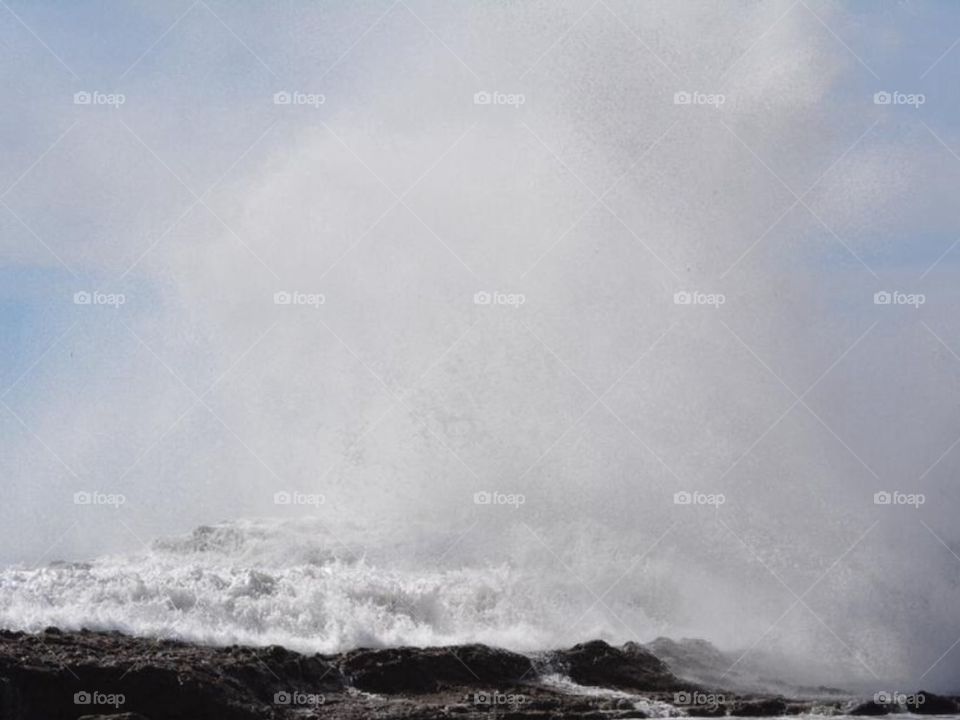 Waves crashing the shore