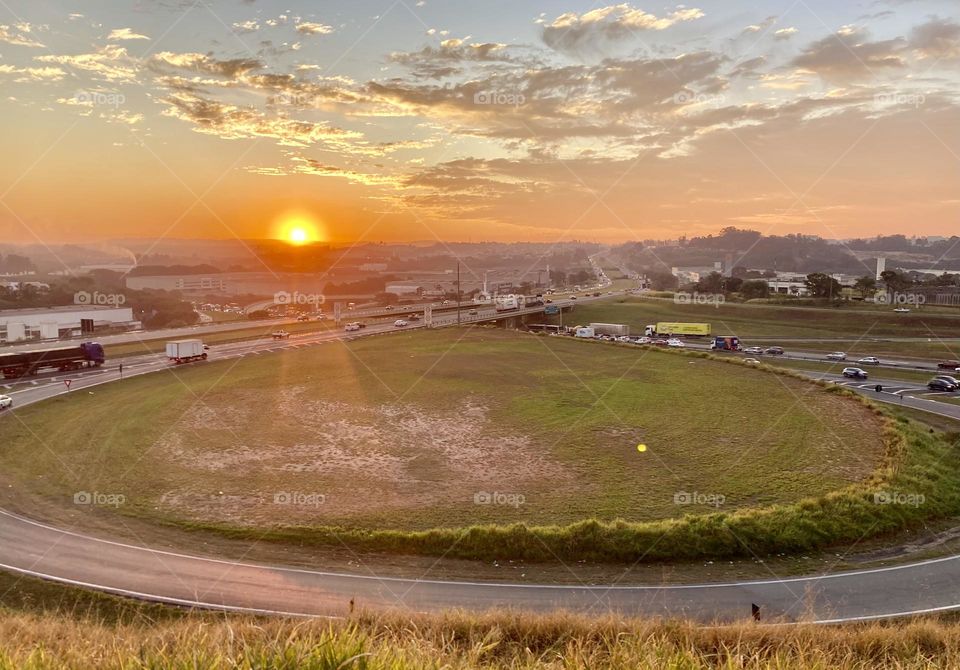 🌇🇺🇸 An extremely beautiful sunset in Jundiaí, interior of Brazil. Cheer the nature! / 🇧🇷 Um entardecer extremamente bonito em Jundiaí, interior do Brasil. Viva a natureza! 
