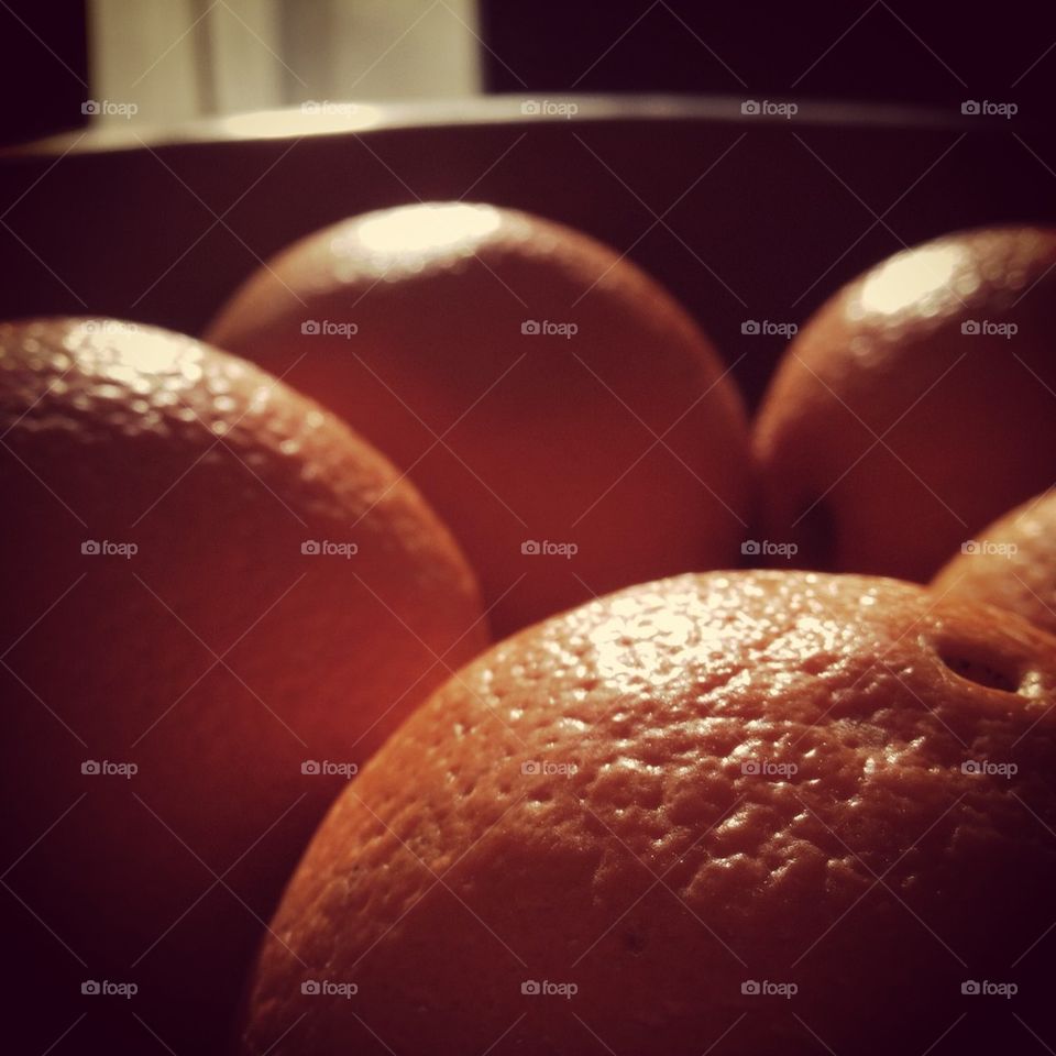 Oranges in bowl
