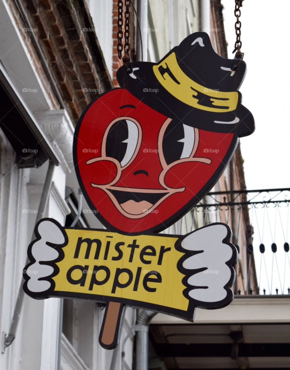 Mister Apple. New Orleans Shopping
