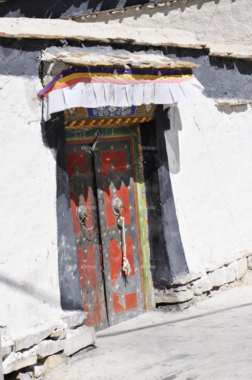 Traditional door in Tibet 