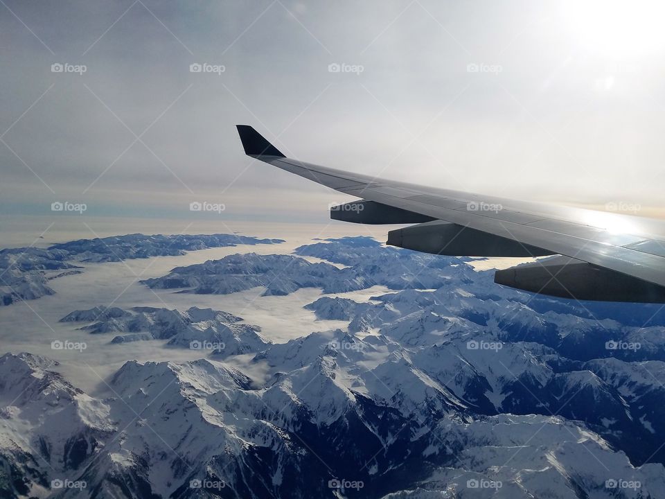 View of the Cascade mountains from a plane