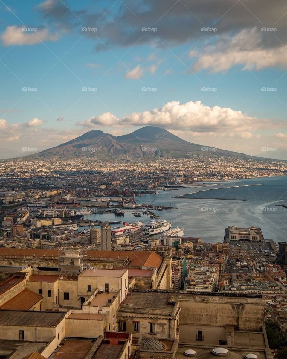 travel in the world Napoli