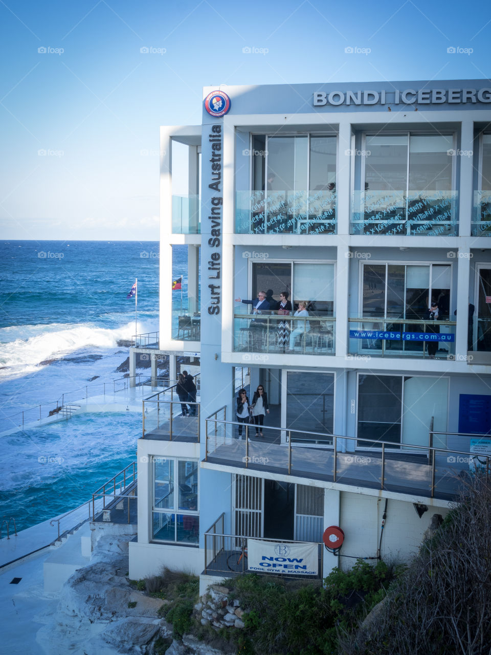 Bondi icebergs 