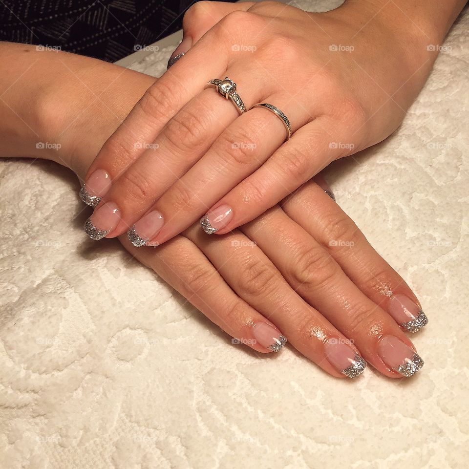 Glitter acrylic nails