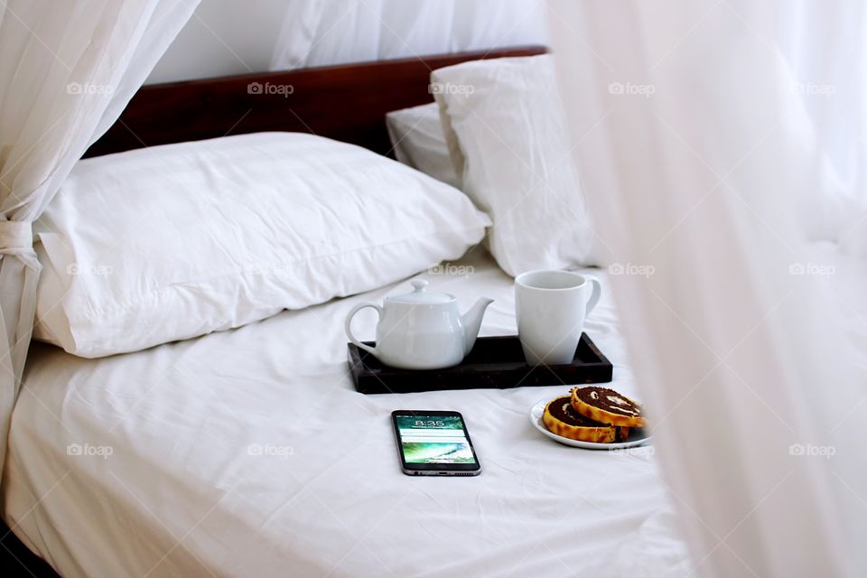 Bed, Bedroom, Family, Pillow, Furniture