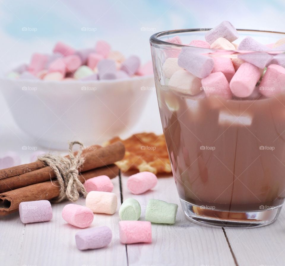 Marshmallows and hot chocolate