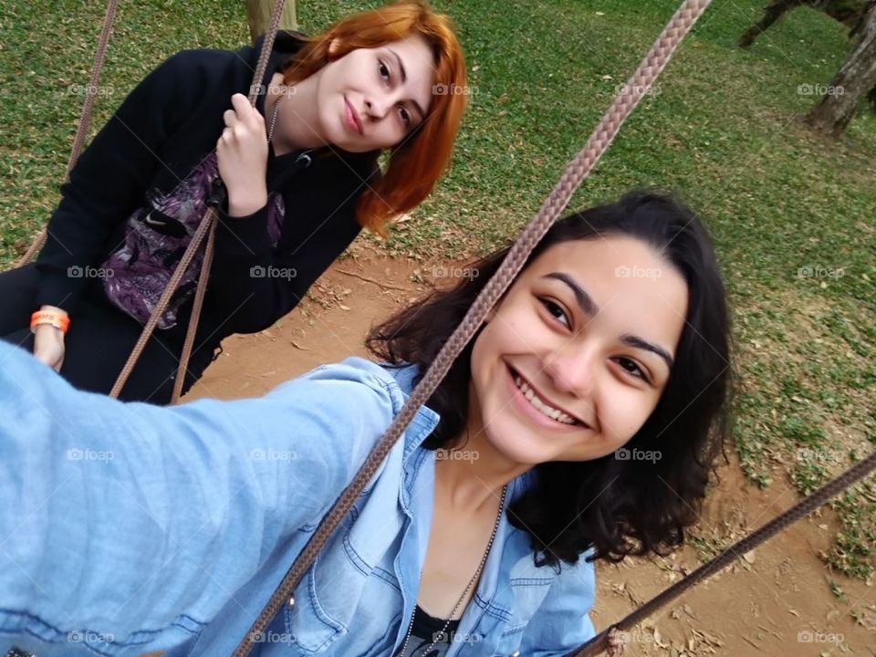 smile whit Friends HAPPY