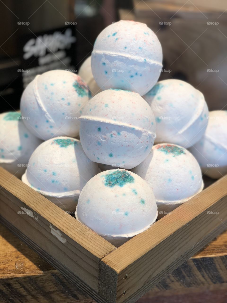 Lush Sakura Bath Bombs 