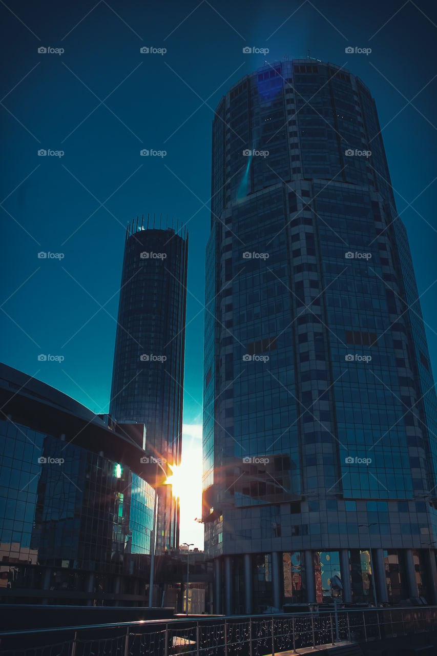 I love architectures that make you stand up and look at them